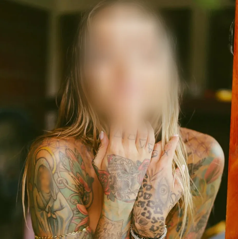 Jade, 36
